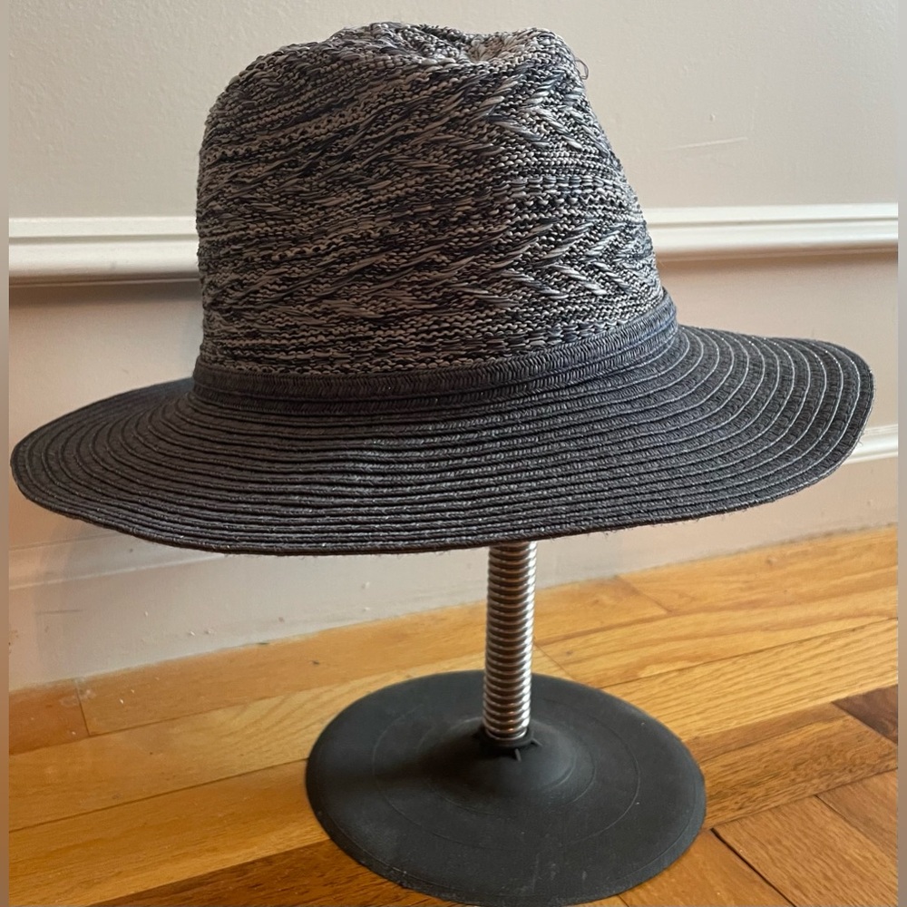 Stylish Navy Blue and Gray Woven Hat